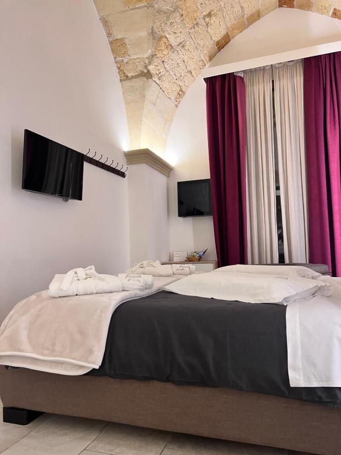 Signuria Dimora Esclusiva Bed & Breakfast Lecce Bagian luar foto