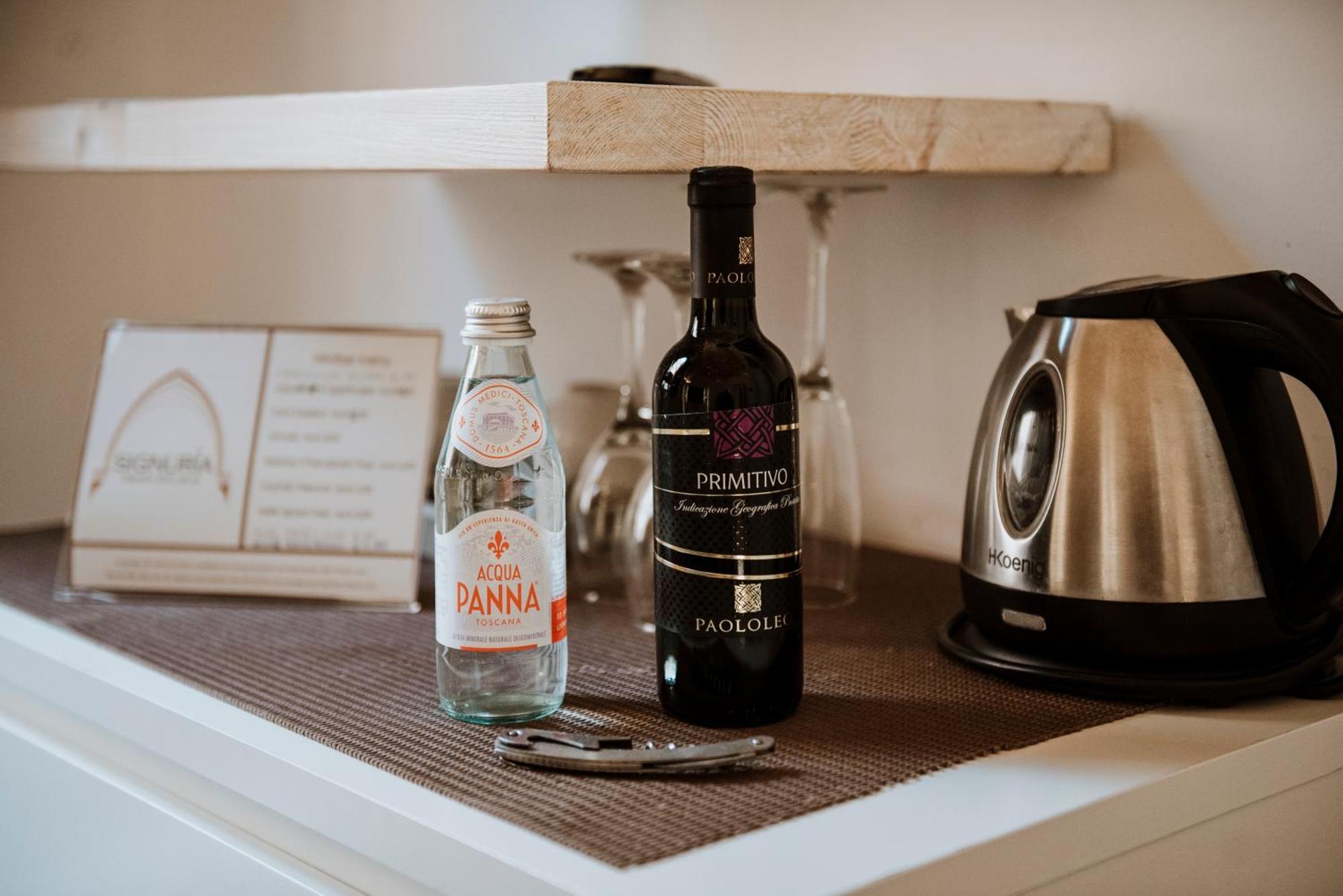 Signuria Dimora Esclusiva Bed & Breakfast Lecce Bagian luar foto